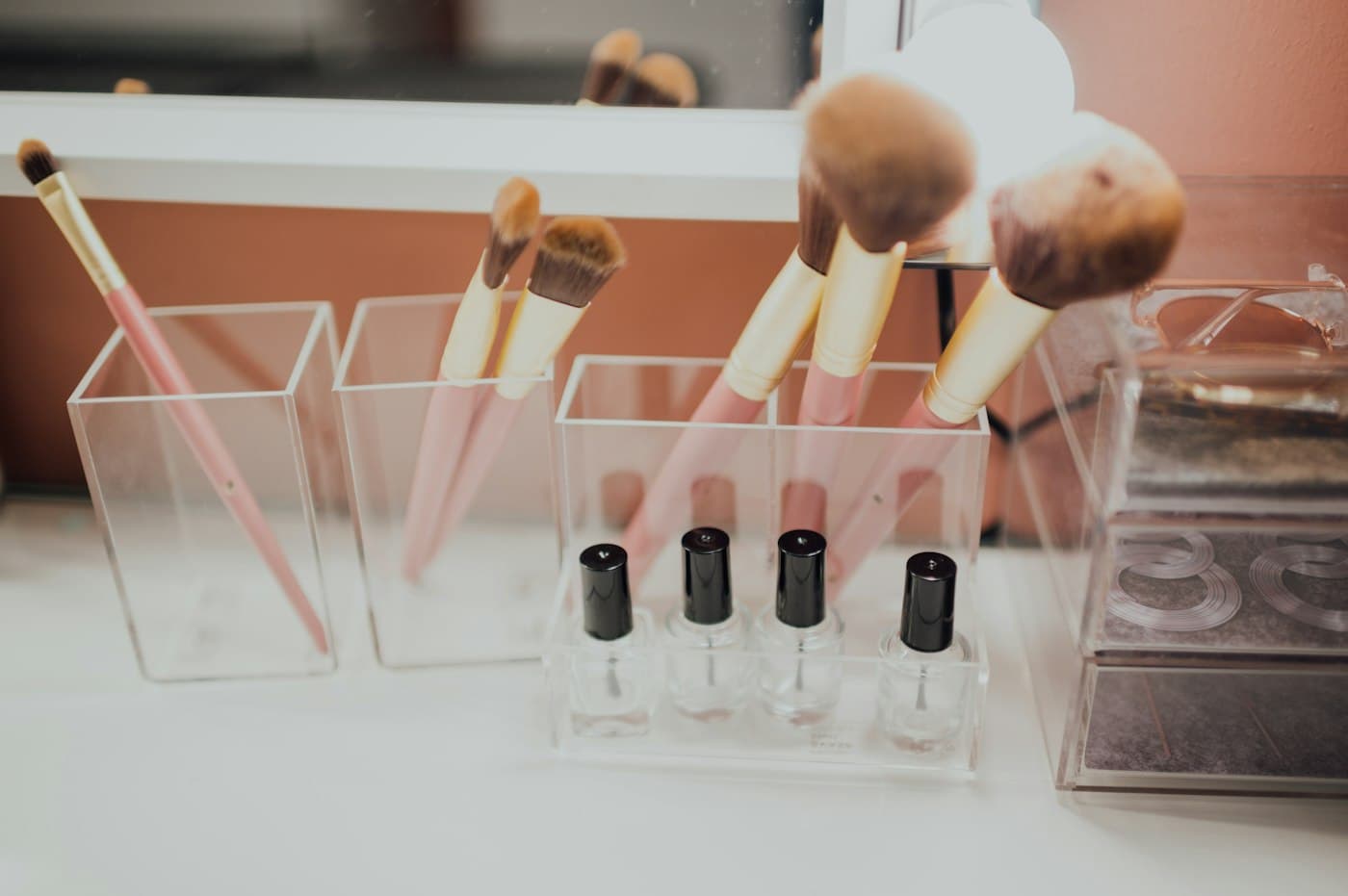 Lipstick & Brush Holder — 9 Grid
